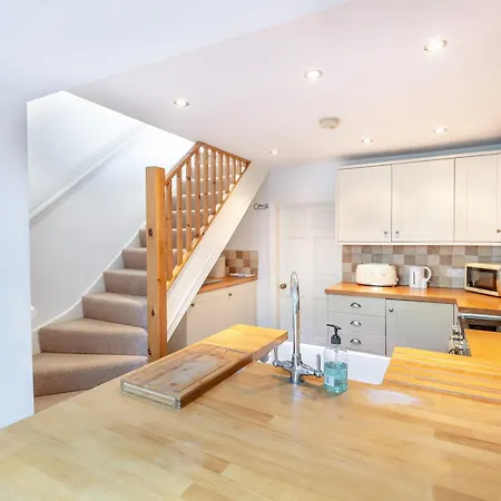 Holiday home Beverley House - Uk43519