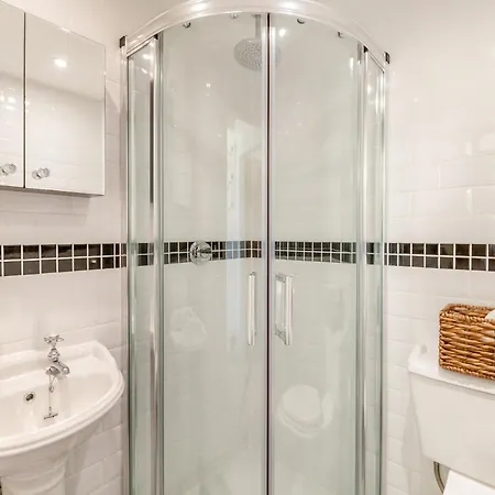 Beverley House - Uk43519